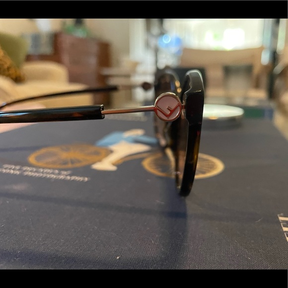 FENDI woman’s rounded glasses main image 5